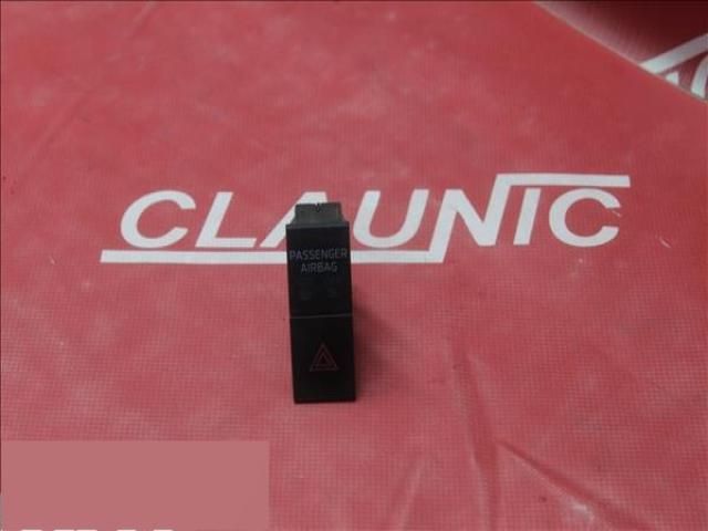 bontott SKODA OCTAVIA III Vészvillogó Kapcsoló