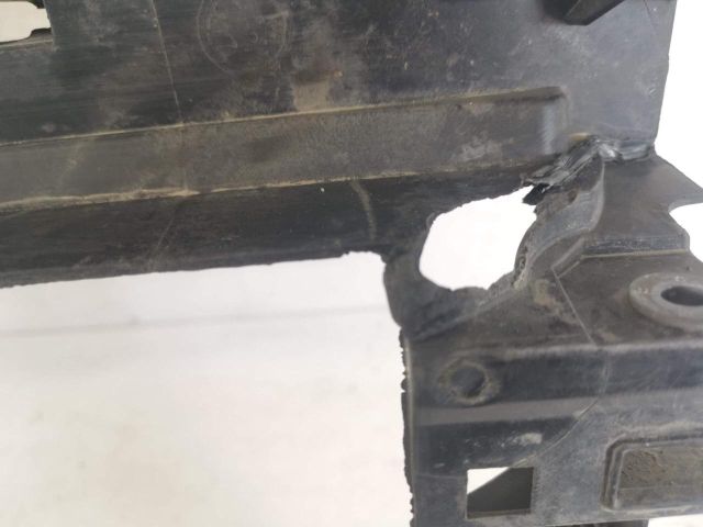 bontott SKODA OCTAVIA III Vízhűtő Radiátor Tartó