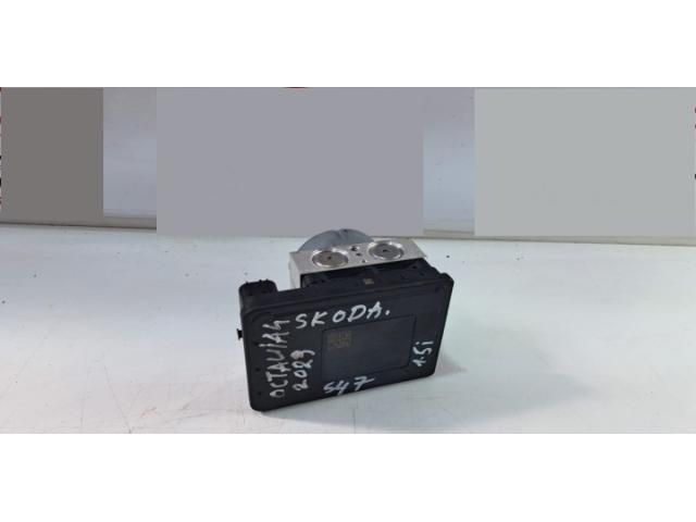bontott SKODA OCTAVIA IV ABS Kocka