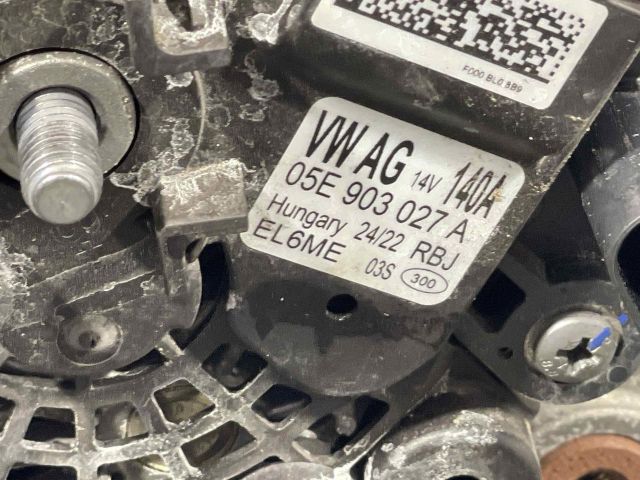 bontott SKODA OCTAVIA IV Generátor