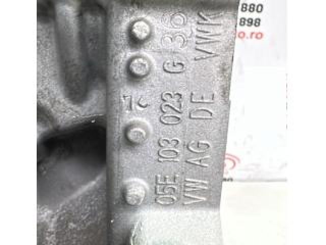 bontott SKODA OCTAVIA IV Motor (Fűzött blokk hengerfejjel)