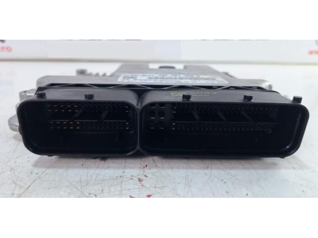 bontott SKODA OCTAVIA IV Motorvezérlő