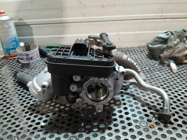 bontott SKODA OCTAVIA IV Turbó