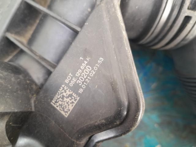 bontott SKODA OCTAVIA IV Turbócső