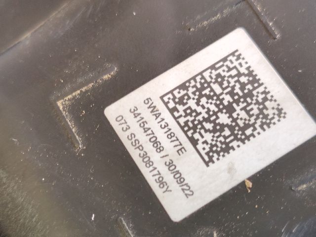 bontott SKODA OCTAVIA IV AdBlue Tartály