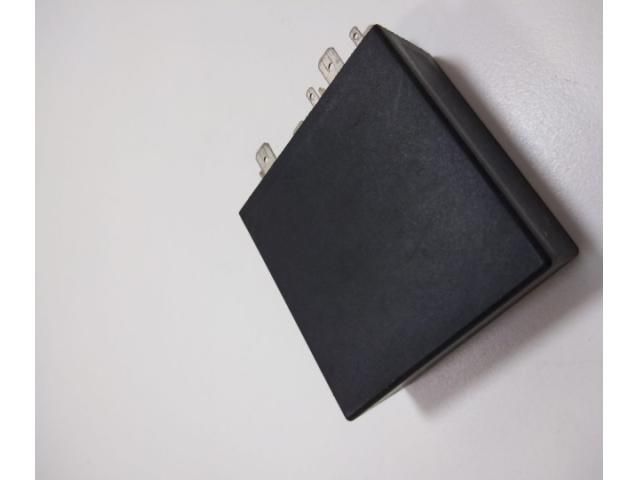 bontott SKODA OCTAVIA IV Ablaktörlő Relé