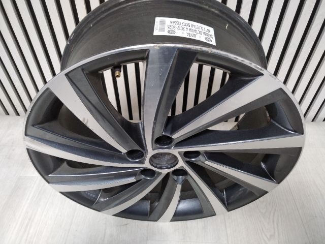 bontott SKODA OCTAVIA IV Alufelni (1 db)