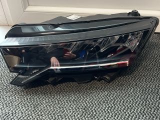 bontott SKODA OCTAVIA IV Bal Fényszóró