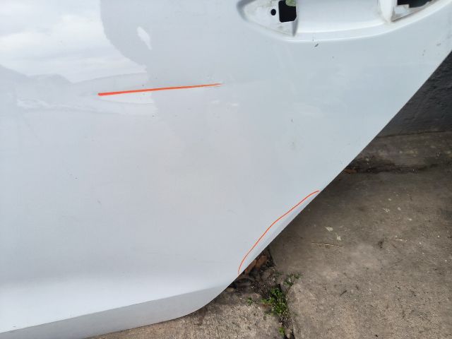 bontott SKODA OCTAVIA IV Bal hátsó Ajtó (Részeivel)