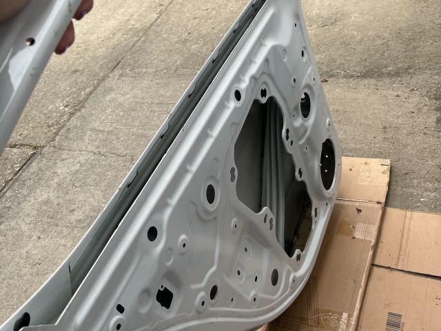 bontott SKODA OCTAVIA IV Bal hátsó Ajtó (Üres lemez)