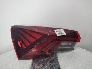 bontott SKODA OCTAVIA IV Bal Hátsó Lámpa