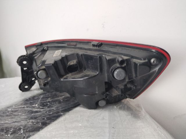 bontott SKODA OCTAVIA IV Bal Hátsó Lámpa