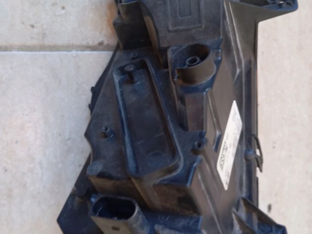 bontott SKODA OCTAVIA IV Bal Ködfényszóró