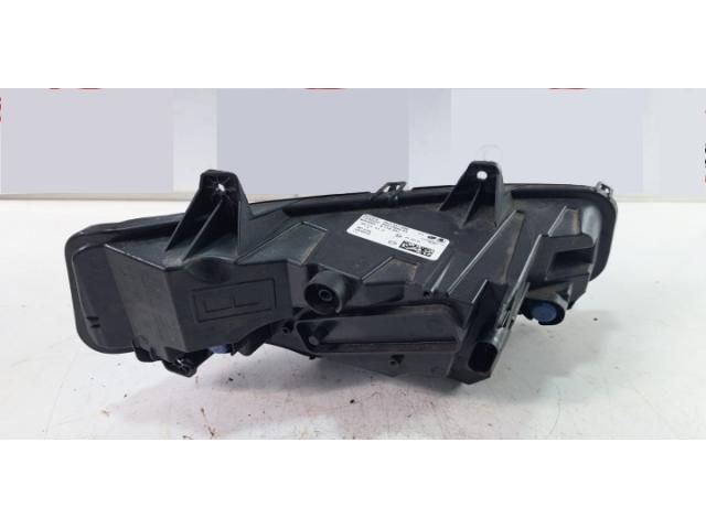 bontott SKODA OCTAVIA IV Bal Ködfényszóró