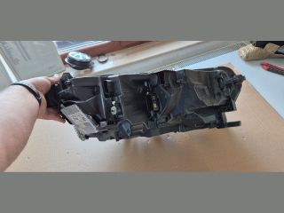 bontott SKODA OCTAVIA IV Bal Ledes Fényszóró