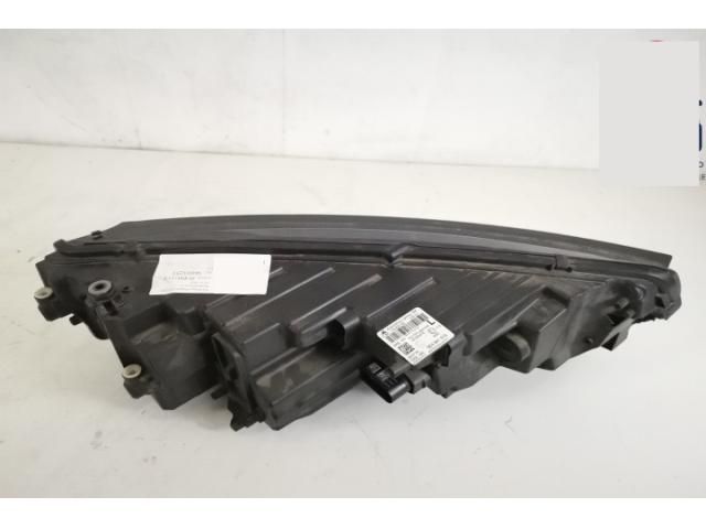 bontott SKODA OCTAVIA IV Bal Ledes Fényszóró