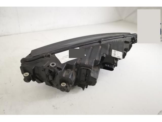 bontott SKODA OCTAVIA IV Bal Ledes Fényszóró