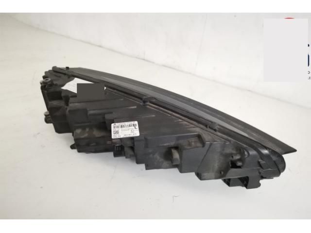 bontott SKODA OCTAVIA IV Bal Ledes Fényszóró