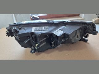 bontott SKODA OCTAVIA IV Bal Ledes Fényszóró