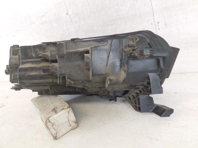 bontott SKODA OCTAVIA IV Bal Ledes Fényszóró