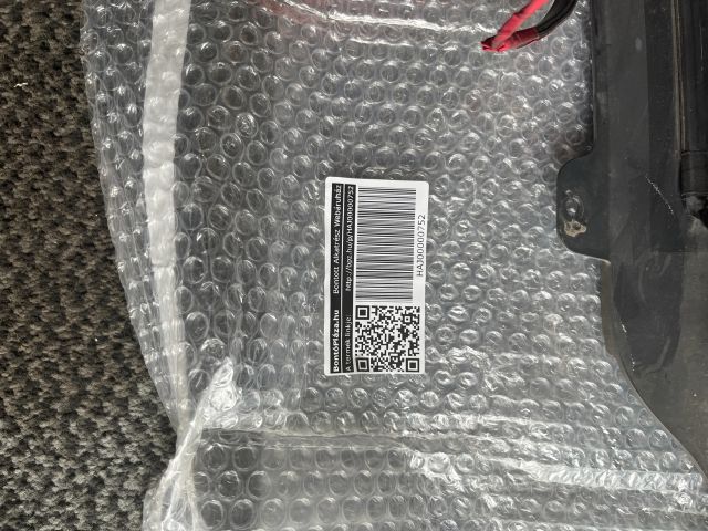 bontott SKODA OCTAVIA IV Csomagtér Ajtó Vezérlőegység