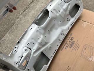 bontott SKODA OCTAVIA IV Csomagtérajtó (Üres lemez)