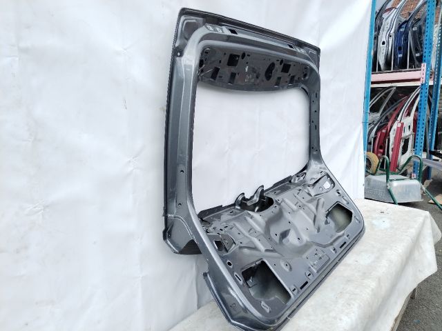 bontott SKODA OCTAVIA IV Csomagtérajtó (Üres lemez)