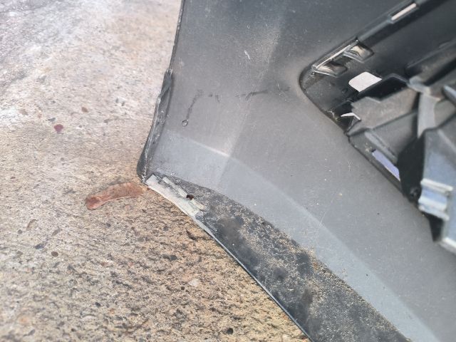 bontott SKODA OCTAVIA IV Első Lökhárító (Részeivel)