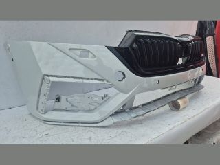 bontott SKODA OCTAVIA IV Első Lökhárító (Üresen)