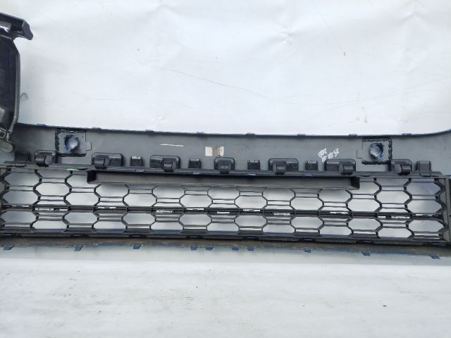 bontott SKODA OCTAVIA IV Első Lökhárító (Üresen)