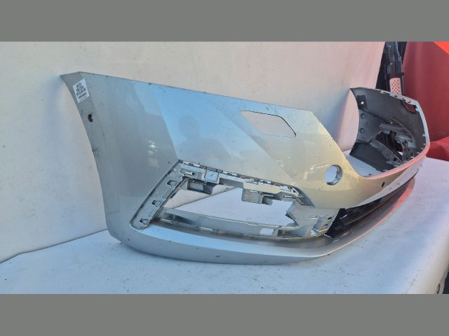 bontott SKODA OCTAVIA IV Első Lökhárító (Üresen)