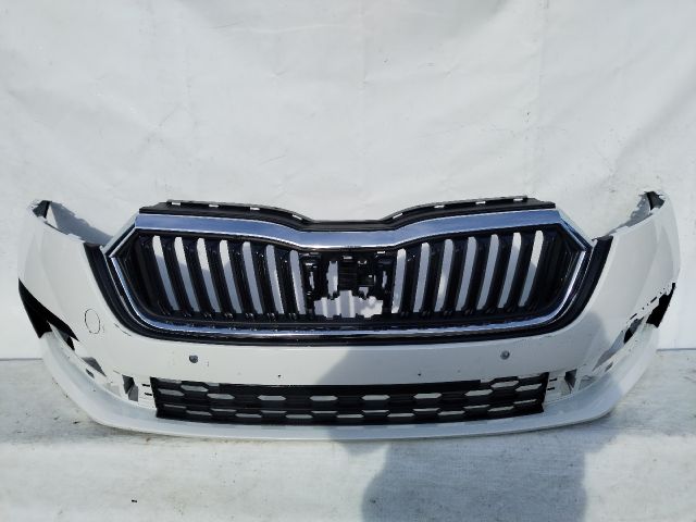 bontott SKODA OCTAVIA IV Első Lökhárító (Üresen)