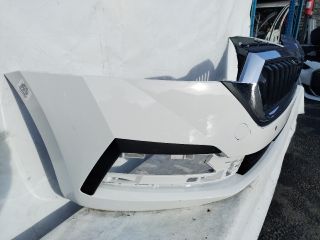 bontott SKODA OCTAVIA IV Első Lökhárító (Üresen)
