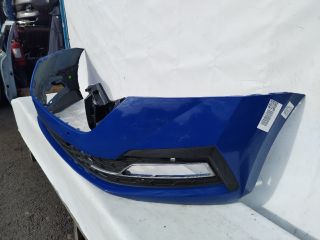 bontott SKODA OCTAVIA IV Első Lökhárító (Üresen)