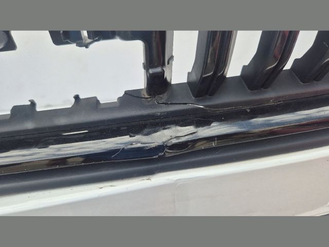 bontott SKODA OCTAVIA IV Első Lökhárító (Üresen)