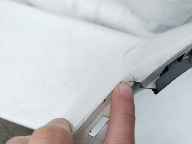 bontott SKODA OCTAVIA IV Első Lökhárító (Üresen)