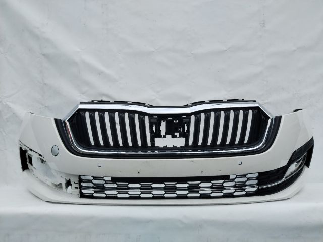 bontott SKODA OCTAVIA IV Első Lökhárító (Üresen)