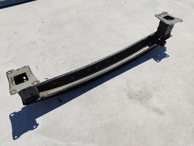 bontott SKODA OCTAVIA IV Hátsó Lökhárító Merevítő (Fém)