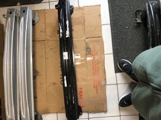 bontott SKODA OCTAVIA IV Hátsó Lökhárító Merevítő (Fém)