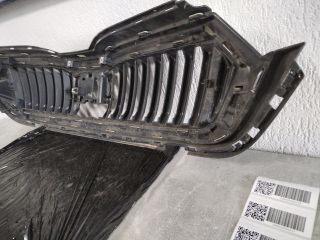 bontott SKODA OCTAVIA IV Hűtőrács
