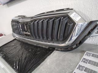 bontott SKODA OCTAVIA IV Hűtőrács
