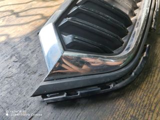 bontott SKODA OCTAVIA IV Hűtőrács