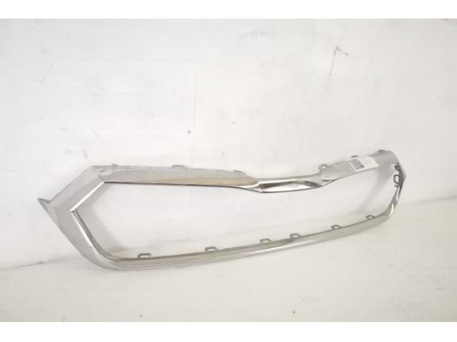 bontott SKODA OCTAVIA IV Hűtőrács