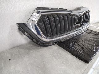 bontott SKODA OCTAVIA IV Hűtőrács