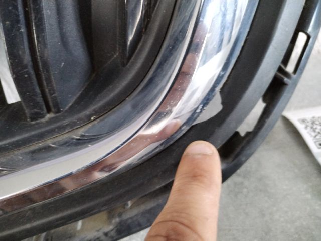 bontott SKODA OCTAVIA IV Hűtőrács