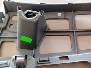 bontott SKODA OCTAVIA IV Jobb első Oldal Lökhárító Tartó (Műanyag)