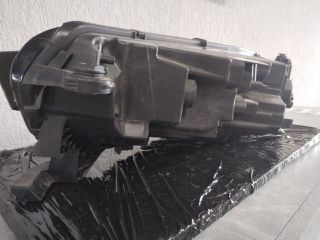 bontott SKODA OCTAVIA IV Jobb Fényszóró