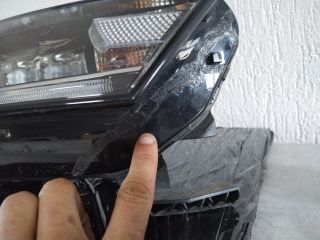 bontott SKODA OCTAVIA IV Jobb Fényszóró