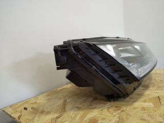 bontott SKODA OCTAVIA IV Jobb Fényszóró