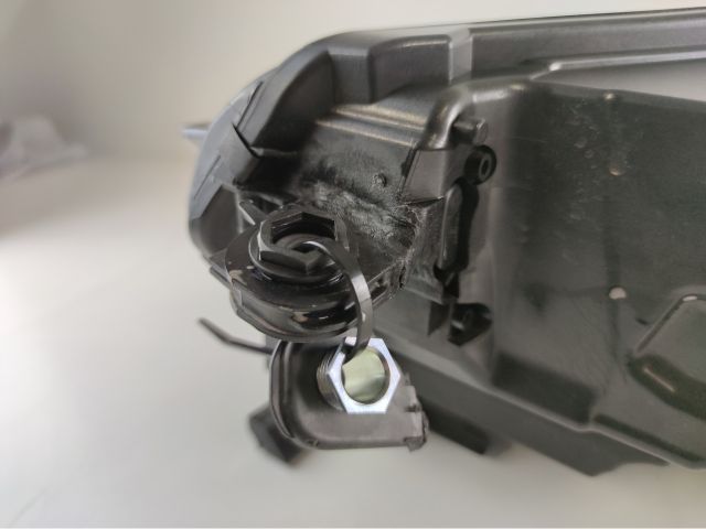 bontott SKODA OCTAVIA IV Jobb Fényszóró